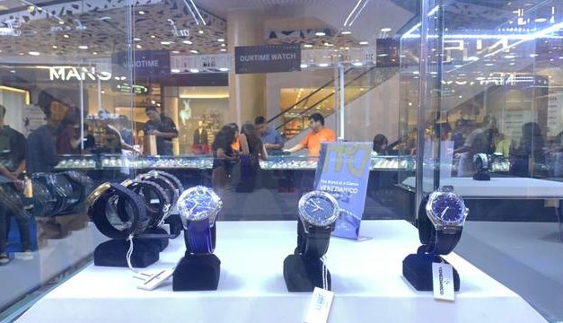 Tren Jam Tangan Mewah 2026 Kembali ke Era Bling Penuh Berlian