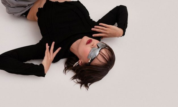 Tren Fashion 2026 Fokus pada Ekspresi Diri