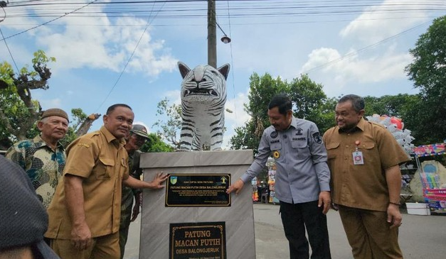 Patung Macan Putih Balongjeruk Resmi Kantongi HKI