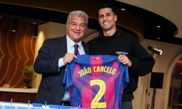 Joao Cancelo Resmi Perkuat Barcelona hingga Akhir Musim