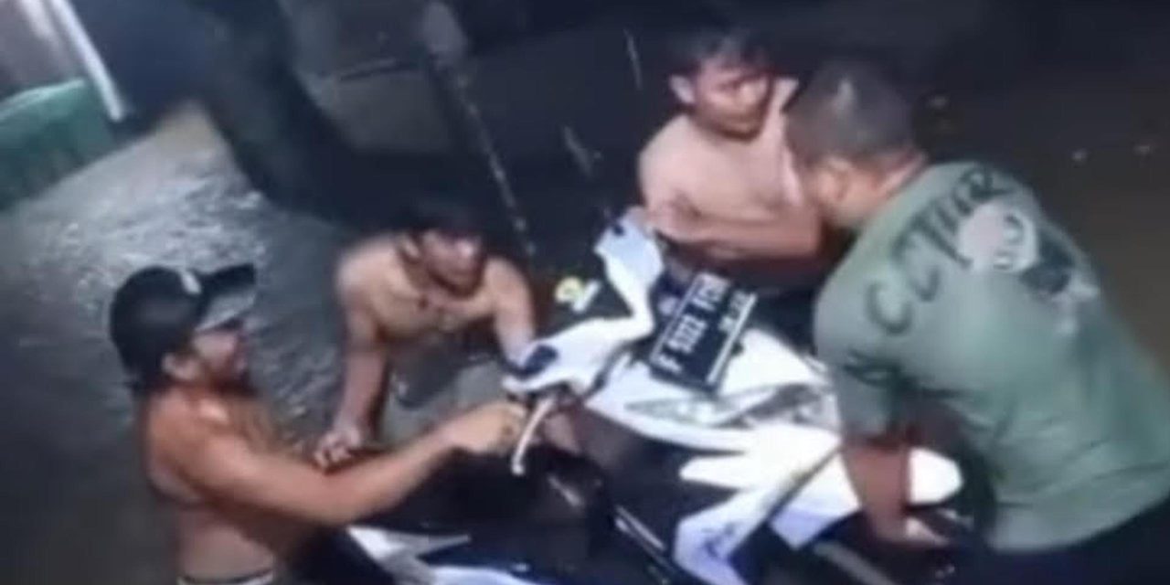 Banjir Rendam Ratusan Rumah di Desa Rengasjajar Bogor Luapan