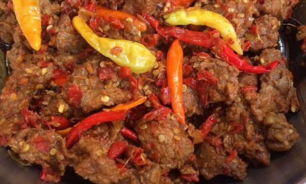 Oseng Mercon Mbah Narti: Kuliner Pedas Legendaris Yogyakarta