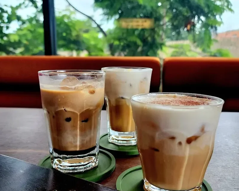 Coffee Shop Cibubur Favorit WFC, Suasana Menu Kopi Kreatif