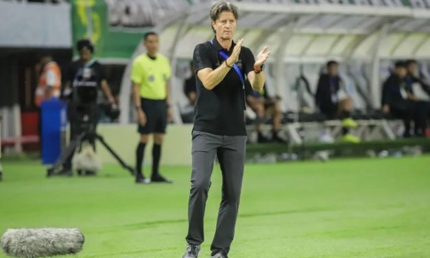 Pieter Huistra Latih PSS Sleman Jelang Super League 2026-2027