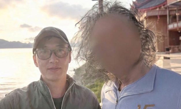 Pertemuan Tak Sengaja di Danau Lugu Satukan Keluarga Terpisah