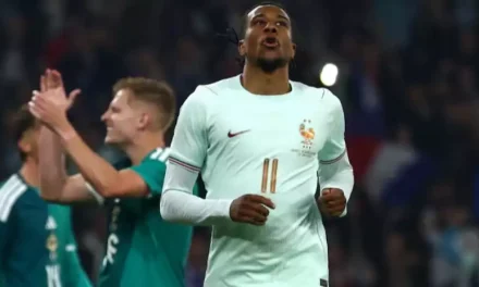Michael Olise Bertahan, Bayern Tutup Pintu untuk Semua Peminat