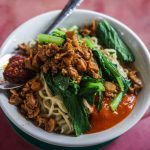 Resep Mie Ayam Rumahan Gurih, Lengkap dengan Topping Ayam Kecap
