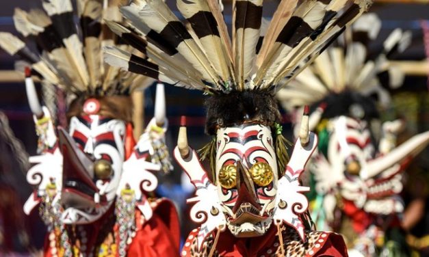 Makna Topeng Hudoq dalam Tradisi Dayak dan Filosofi di Balik Setiap Wujudnya
